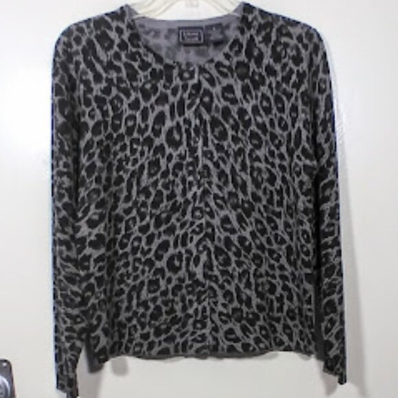 Laura Scott Grey & Black Animal Print Women’s Cardigan Sweater Size Small - Picture 7 of 16